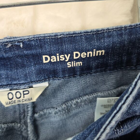 Laurie Felt Women's Blue Daisy Denim Crop Jeans Size 00P - Picture 4 of 13